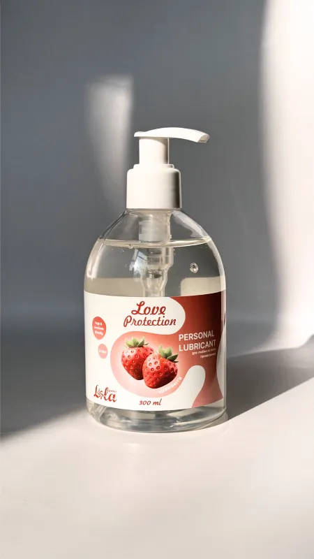 Лубрикант на Водной Основе Lola Games Love Protection Strawberry 300мл
