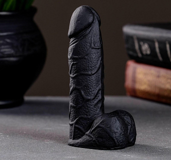 Сувенир "Фаворит 18+" черный, 12см